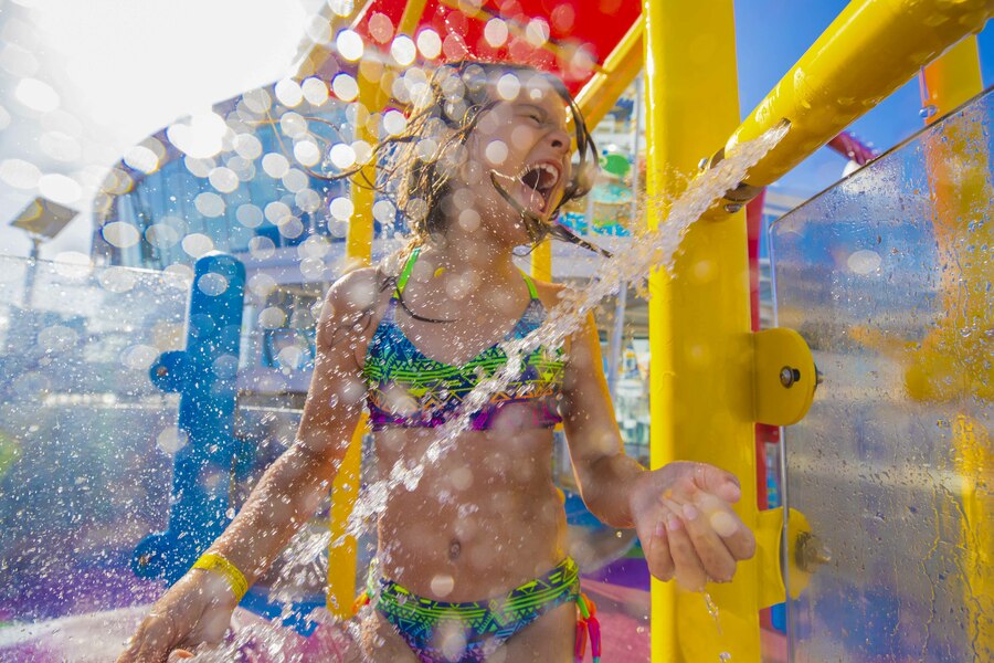 RCI ODYSSEEY Splashaway Bay.JPG